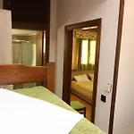 ホテル Ariadni 3*