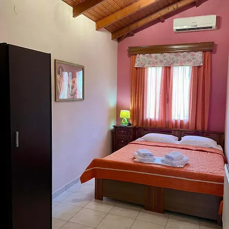 Hotel Ariadni 3*