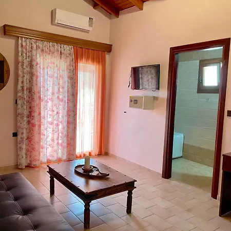 Hotel Ariadni 3*
