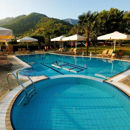 Ariadni Hotel 3*