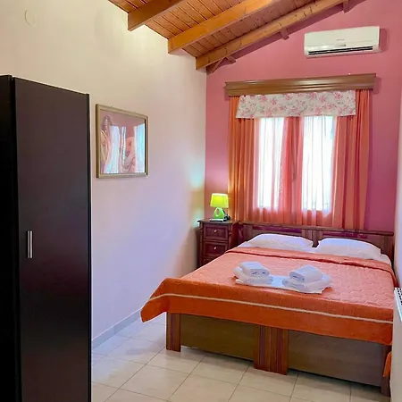 Hotel Ariadni 3*